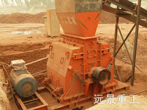 高效錘式破碎機5